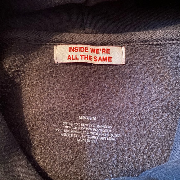 Sweatshirt - Picture 6 of 8